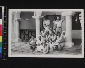 Group portrait of missionaries, India, ca. 1910-1920