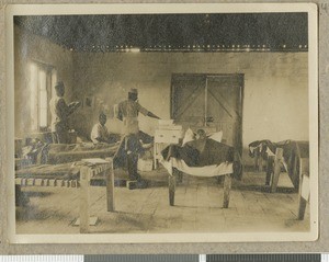 Male ward, Chogoria, Kenya, 1928