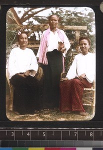 Three Christian women, Mandalay, Myanmar, s.d