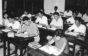 Taiwan Lutheran Bible Institute, Kaohsiung, ca. 1959. Students at the class room. Used in: Dans