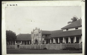 Basel Mission's Parsee High School or non-classical grammar school, Tellicherry, 1905