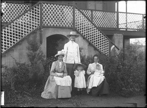 Swiss missionaries, Makulane, Mozambique, ca. 1901-1907