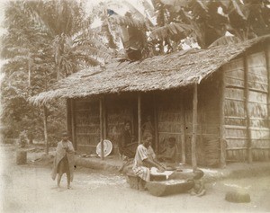Women preparing the manioc, in Cameroon
