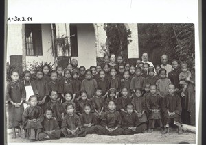 Girls' school in Lilong