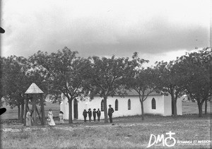 Group of people in front of a church, Pretoria, South Africa, ca. 1896-1911