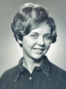 Grete Jespersen. Læreruddannelse, 1964-1967. Kursus på Selly Oak Colleges, Birmingham, 1970. Religionspædagogik, 1974. Kursus i engelsk, Avoncroft College, Birmingham, 1974. Udsendt af DMS til Tanzania, 1971-77. Lærer på Ntoma Husholdningsskole i Bukoba. (Foto 1971)