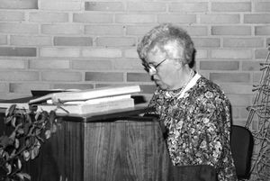 Board member Johanna Maria Petersen played the piano at Hammerum 1991