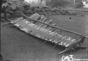 African musical instrument, Lemana, South Africa, ca. 1906-1915