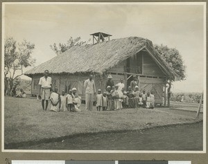 New church at Muthambe, Eastern province, Kenya, 1932