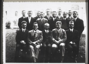 Dr. Rapp and brothers of the First Class in 1930