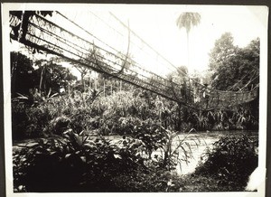 Hängebrücke b. Fotabe