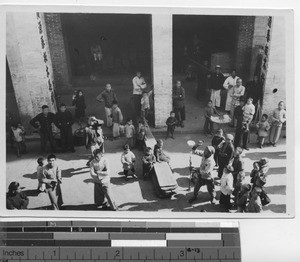 A Chinese juggler at Ducheng, China, 1937