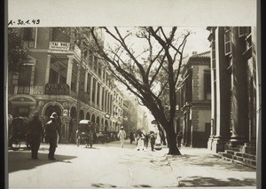 Strassenszene ('Queen's road Central') im Handelsviertel von Hongkong 1909