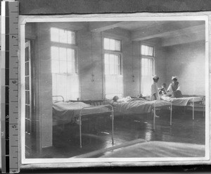 Nurses in women's ward, Fenyang, Shanxi, China, ca.1920