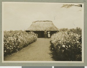 Justin and Salome’s house, Eastern province, Kenya, December 1924