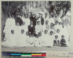 Rasoarivelo's wedding in Antsahamanitra, Antananarivo, Madagascar, ca.1900