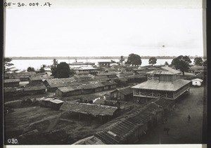 Ansicht von Bellstadt (Kam.). Im Hintergrund der Wurifluss