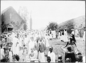 Congregants in front of the church after a baptism service, Gonja, Tanzania, ca.1911-1914