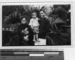 A christian family at Luoding, China, 1936