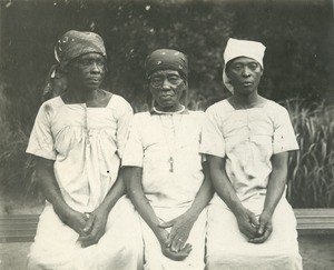 Christian women, in Gabon