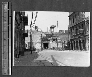 Destroyed gate in city, Jinan, Shandong, China, 1928