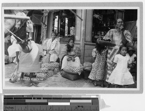 Women at a market, Manila, Philippines, ca. 1925