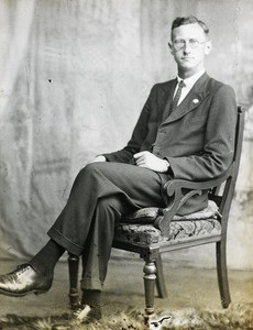 Rev. E J Ball, ca. 1947