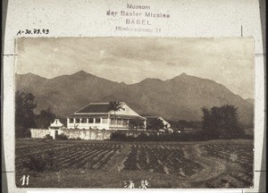 Mission station Khitschhung, after the veranda was built on