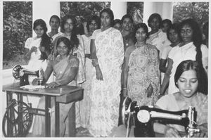 South India, 1977. The Sewing School at Tiruvannamalai. They are busy with the sewing machines