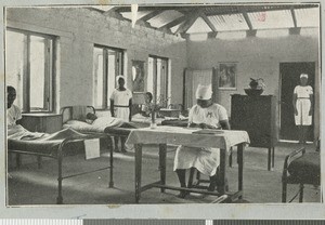 Woman’s ward of the hospital, Chogoria, Kenya, 1941