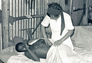 Ethiopia, the Bale Province. From the Melka Oda Camp, autumn 1979. Nurse Lisbeth Andreasen exam