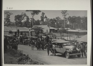 Winneba / Car Show mit 25 Lorries August 1928 in Mensakrome