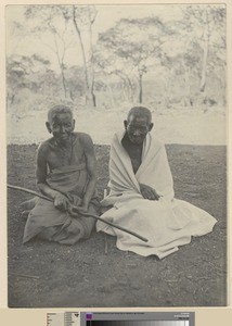 Mother and daughter portrait, Malawi, ca.1925