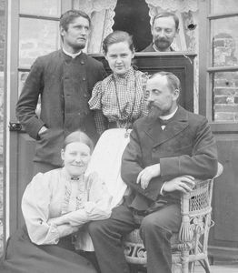 Waidtløw ?, Johannes Vyff, Else Kirstine Cathrine Vyff, Jens Chr. Jensen Lykkegaard, Marie Louise Kathrine Lykkegaard