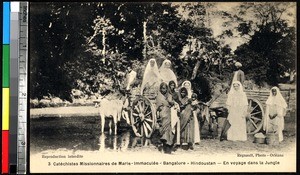 Party of women and children making a trip through the jungle, Bengaluru, India, ca.1920-1940