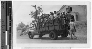 Bus to Hana, Hawaii, ca. 1930-1950