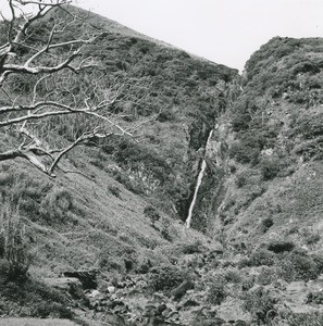 Waterfall of Tumu, Rapa island