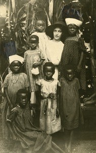 Mrs Cadier with girls, in Gabon