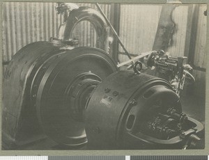 Hydro-electric generator, Chogoria, Kenya, ca.1923