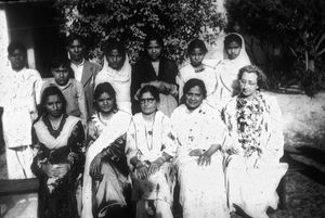 Danish Pathan Mission. The Gospel in Pakistan, 1954-1958. The American WMPL Missionary, School