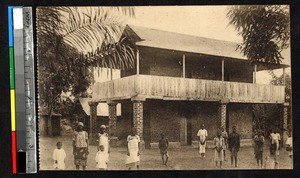 House of the chief, Kionzo, Congo, ca.1920-1940