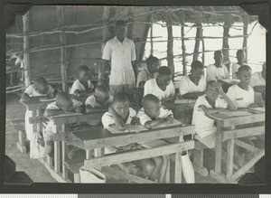 Class at out-school, Eastern province, Kenya, ca.1959