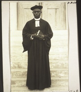 Der neue Pfarrer v. Worawora, Ch. Obeko