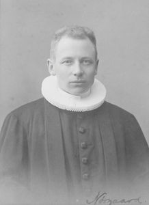 Peter Christian Madsen Nørgaard, b. 21. 02. 1875 in Mammen. Missionary education in Herning og