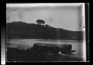 Small paddle wheel boat, Sichuan, China, ca.1900-1920