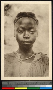 Portrait of a girl, Congo, ca.1920-1940