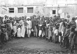 South India, 27th April 1906. Dr. John Lazarus as a street preacher (seen in the middle). He wa