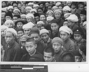 A crowd at Kwang Hsien, China, 1946