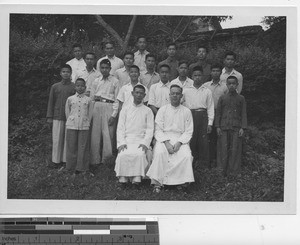 Maryknoll priests with seminarians at Pingnan, China, 1949