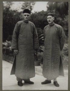 Missionar Fischle & Walter in Hongkong nach ihrer Befreiung